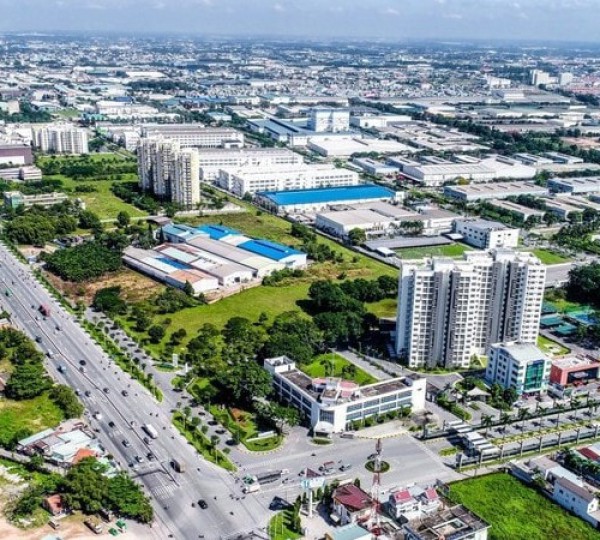 BẤT ĐỘNG SẢN BÌNH DƯƠNG GHI NHẬN NHIỀU CÁI NHẤT ĐÁNG TỰ HÀO